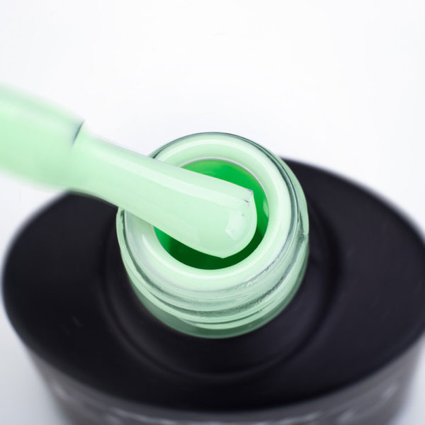 Gel Polish Komilfo Deluxe Series D192 (light, pastel green, enamel), 8 ml 8