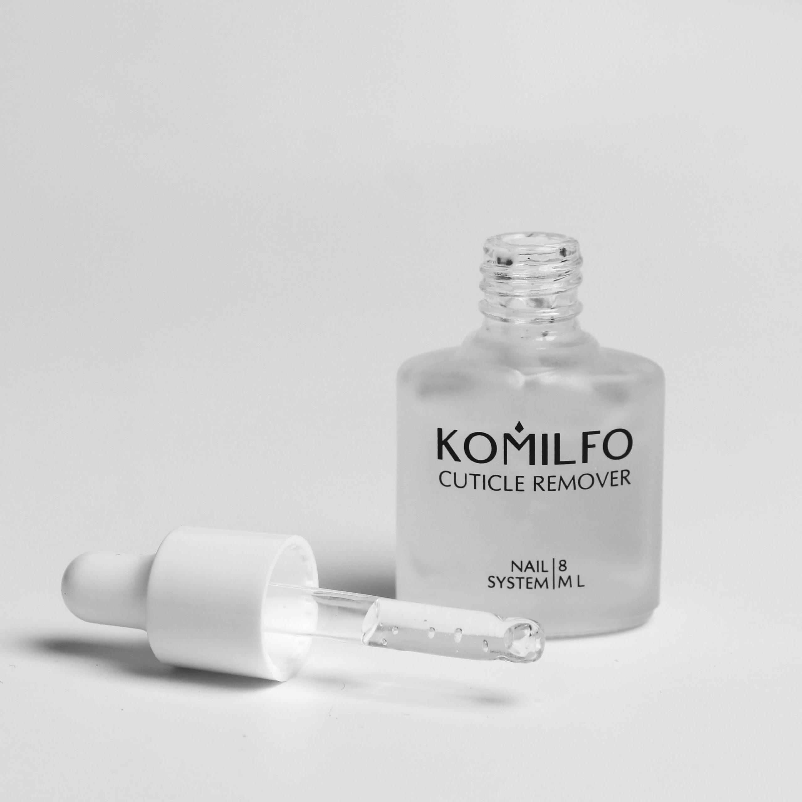 Komilfo Cuticle Remover Alkaline cuticle remover, alkaline, 8 ml